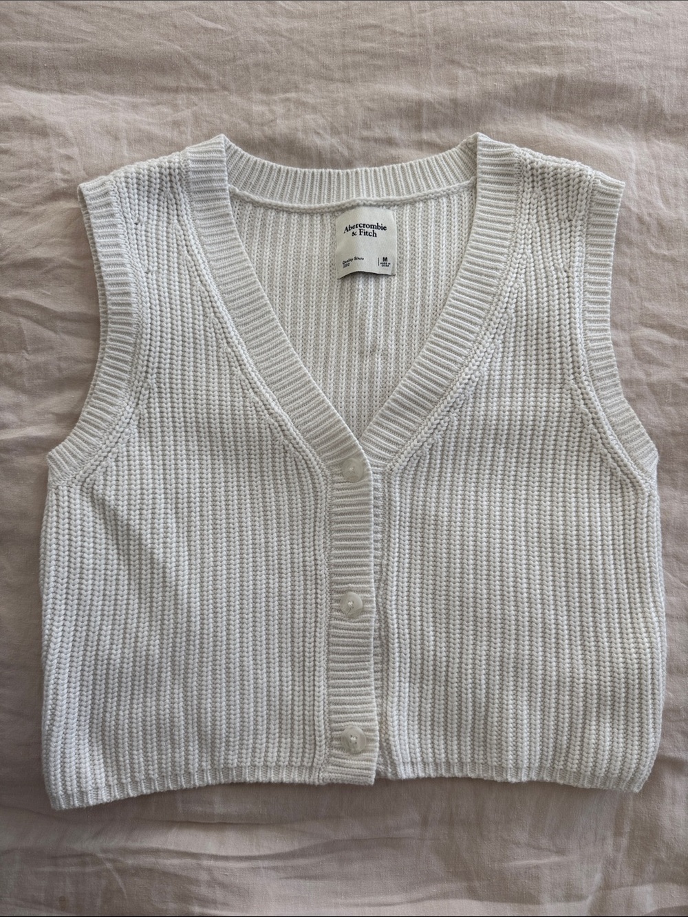 Abercrombie & Fitch White Ribbed Knit Button Front Vest